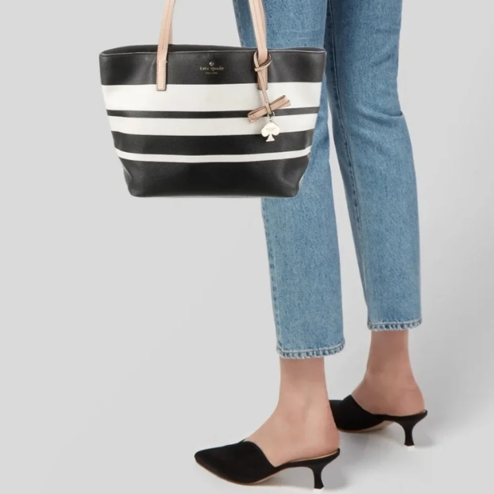NWT Kate Spade ♠️ Large Hawthorne Lane Ryan Striped Tote + Bag Charm